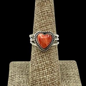 Navajo Native American Handmade Sterling Silver Spiny Oyster Heart Ring 7